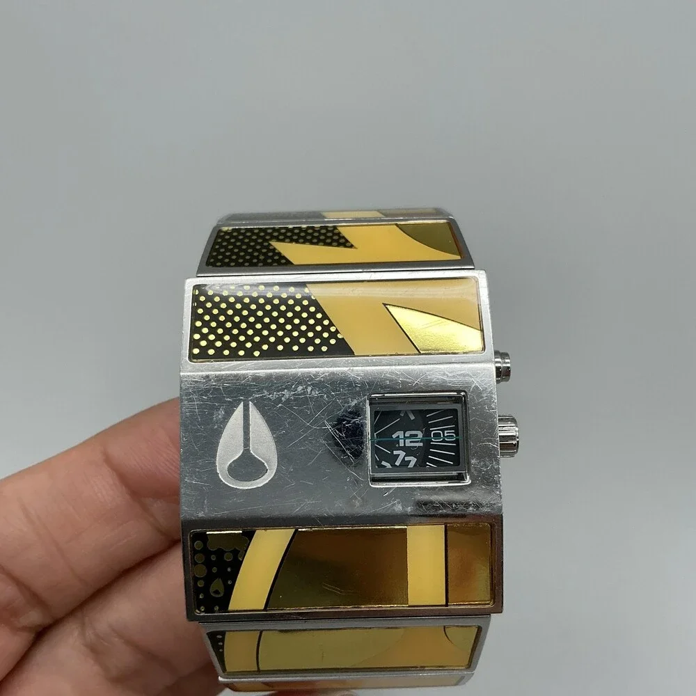 Nixon The Rotolog Mens Watch 35mm Black Dial Yellow Bracelet Not Running